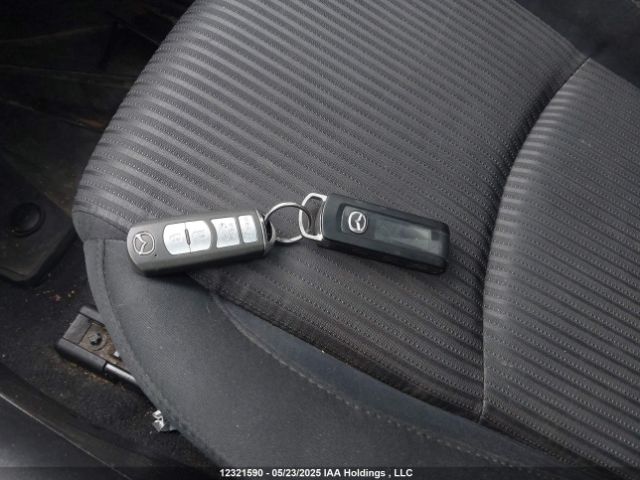 JM1BM1W35E1179948 Mazda Mazda3 Gt-sky