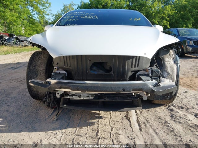 Tesla MODEL X 2022 7SAXCBE61NF339117 Image 6