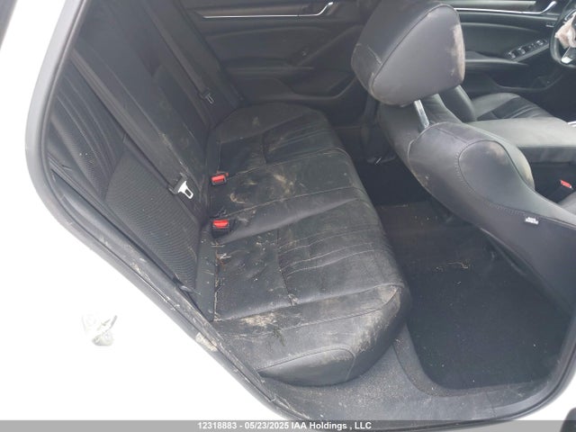 1HGCV1F94KA800163 Honda Accord Touring 1.5t