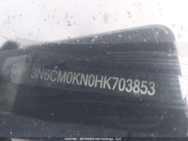 3N6CM0KN0HK703853 Nissan 2017