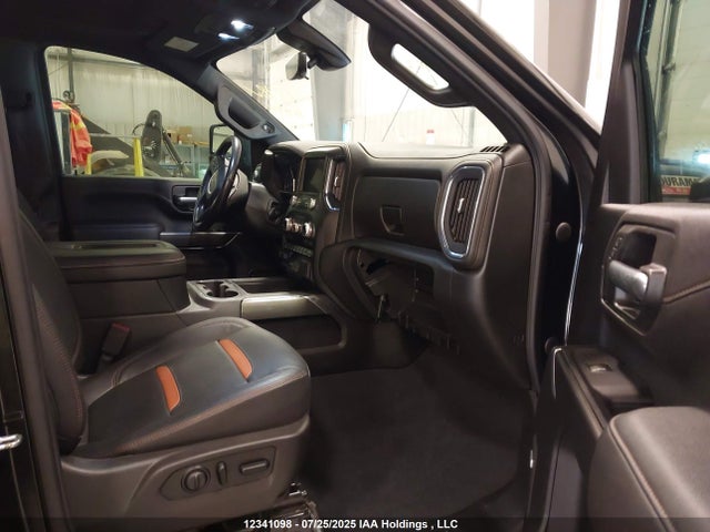 1GT49VEY8LF323619 GMC l5p - di, duramax, gen 5 var. 1