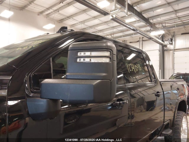 1GT49VEY8LF323619 GMC l5p - di, duramax, gen 5 var. 1