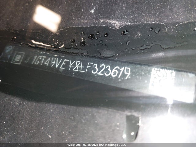 1GT49VEY8LF323619 GMC l5p - di, duramax, gen 5 var. 1