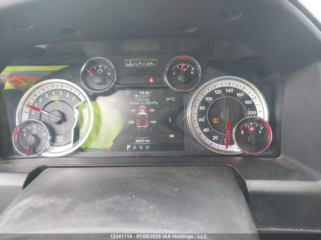 RAM 1500 2022 3C6RR7KT3NG241946 Image 7