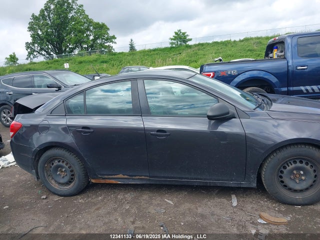 1G1PL5SH8E7355107 Chevrolet luw