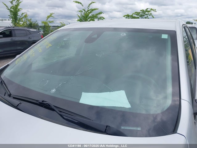 3GNAXUEV5NL243073 Chevrolet lyx