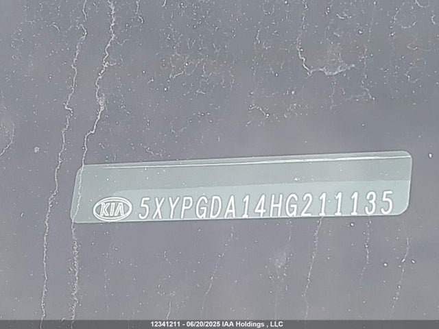5XYPGDA14HG211135 KIA 2017