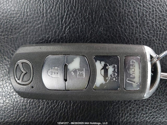 3MZBN1V74JM223675 Mazda pe