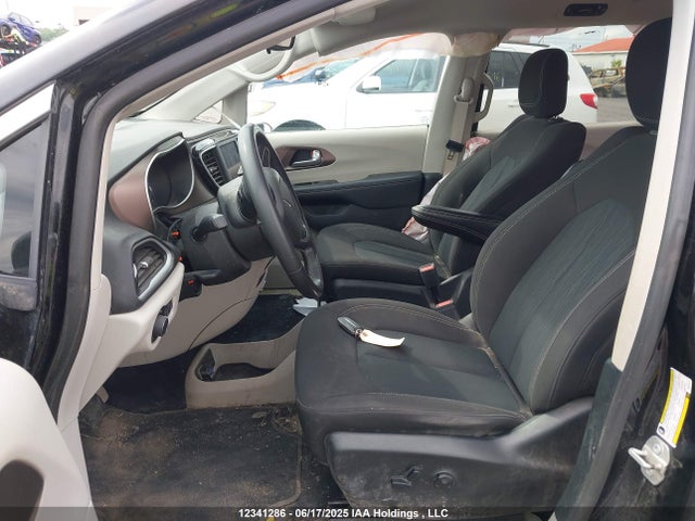 2C4RC1ZG7RR157872 Chrysler grand caravan