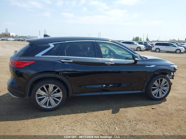 Infiniti 2021 2021 3PCAJ5CB9MF121435 Image 14
