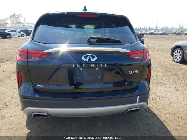 Infiniti 2021 2021 3PCAJ5CB9MF121435 Image 17