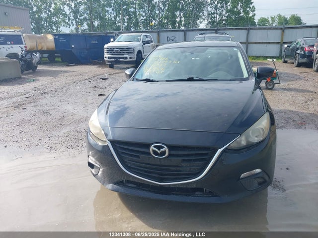 JM1BM1K78E1176597 Mazda pe