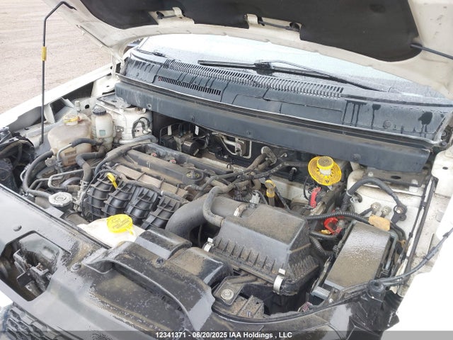 3C4PDCAB5GT118773 Dodge 2016