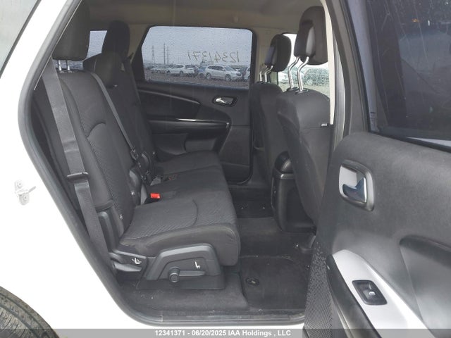 3C4PDCAB5GT118773 Dodge 2016