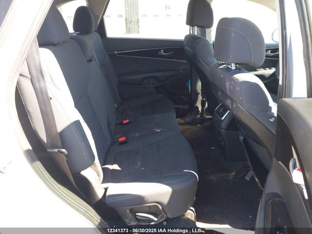 5XYPGDA31HG228721 KIA 2017