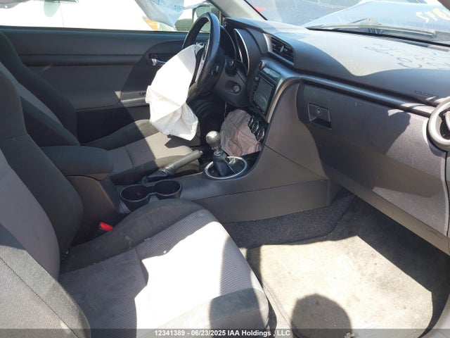 Scion 2ar-fe 2016 JTKJF5C76GJ024342 Image 5