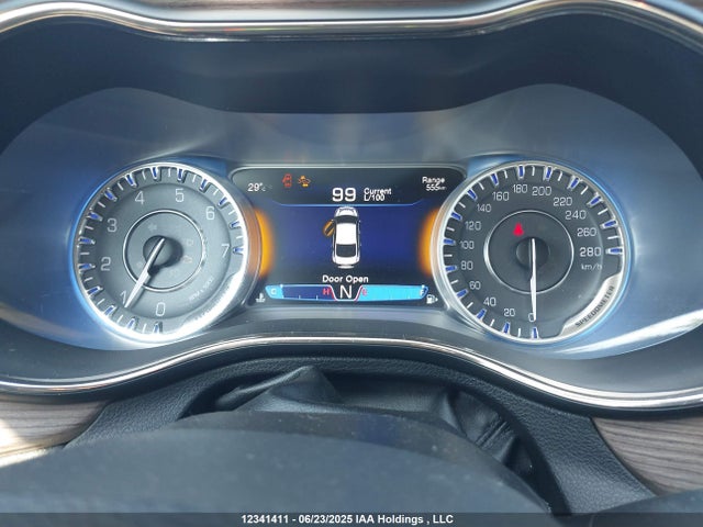 1C3CCCEGXFN683515 Chrysler 200