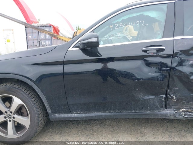 W1N0G8EB6NV360574 Mercedes-Benz m274
