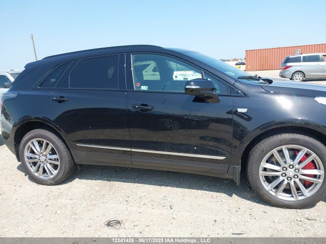 1GYKNGRS8SZ110777 Cadillac lgx
