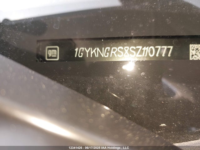 1GYKNGRS8SZ110777 Cadillac lgx