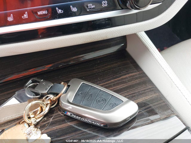 WBAJE7C59JG891532 BMW 540I