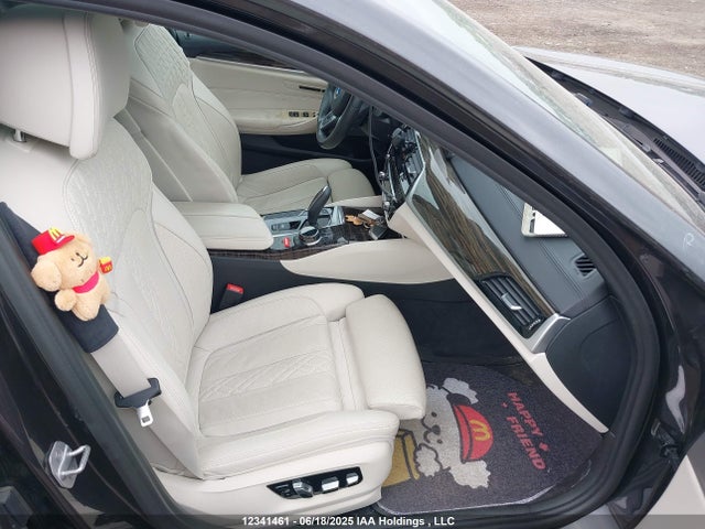 WBAJE7C59JG891532 BMW 540I