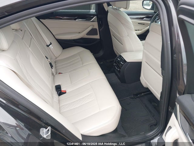 WBAJE7C59JG891532 BMW 540I