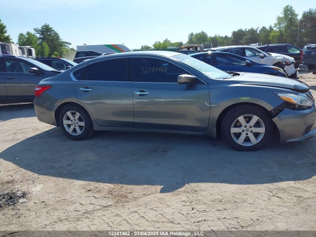 Nissan Altima 2017 1N4AL3AP8HN334046 Image 13