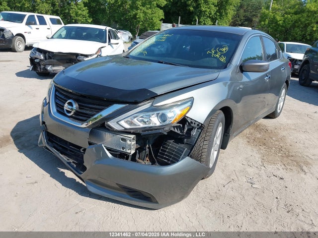 Nissan Altima 2017 1N4AL3AP8HN334046 Image 2