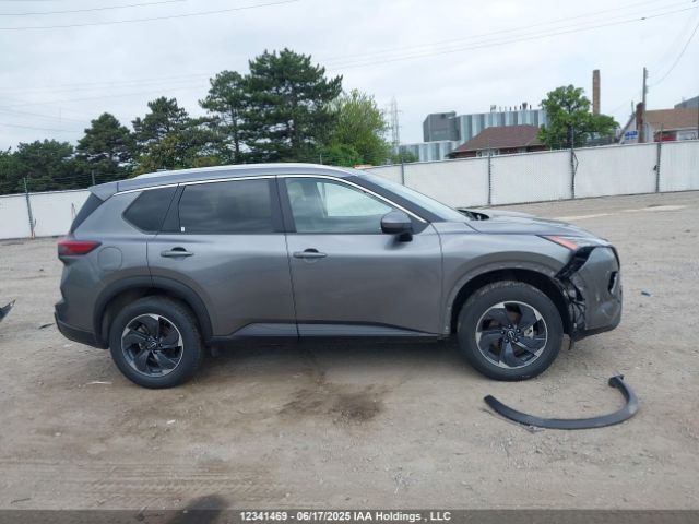 JN8BT3BB7RW428341 Nissan Rogue