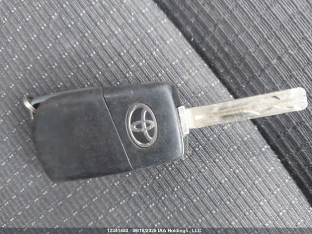 NMTKHMBX6JR064012 Toyota 3zr-fae