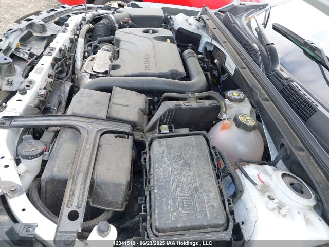 1G1ZD5ST9PF197217 Chevrolet lfv