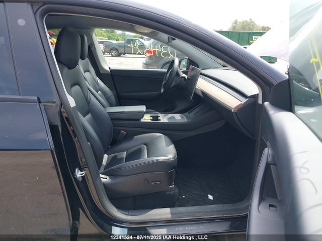 7SAYGDEFXNF511455 Tesla Model Y