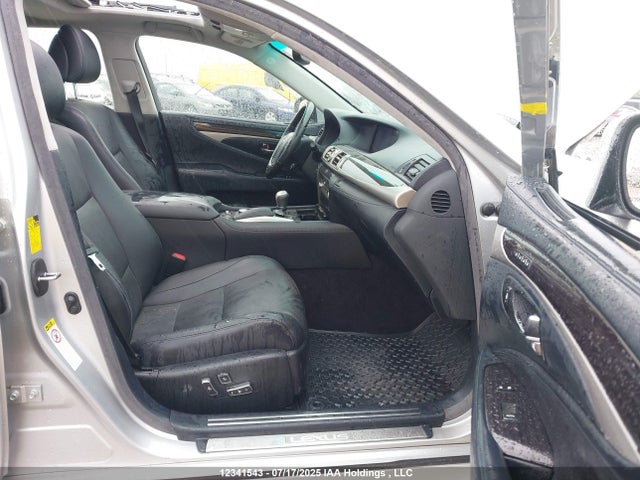 JTHCL5EF3E5022372 Lexus 2ur-fse + 1km