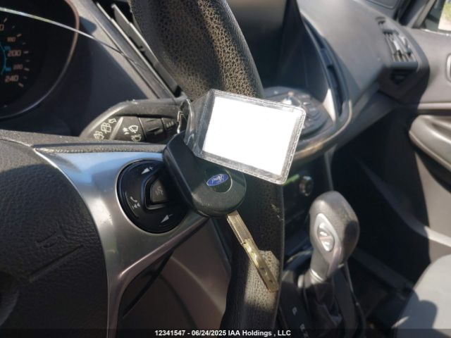 1FMCU9GX7FUB83533 Ford Escape