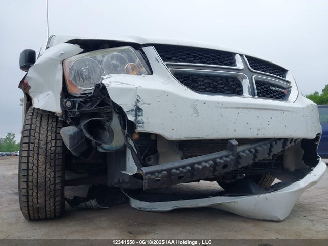 2C4RDGBG4ER235397 Dodge Grand Caravan