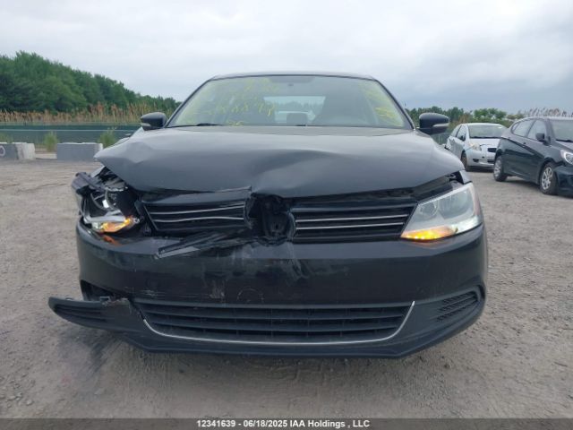 3VWD07AJ5EM288892 Volkswagen 2014