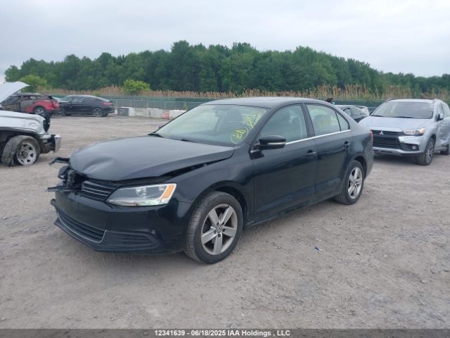 3VWD07AJ5EM288892 Volkswagen 2014