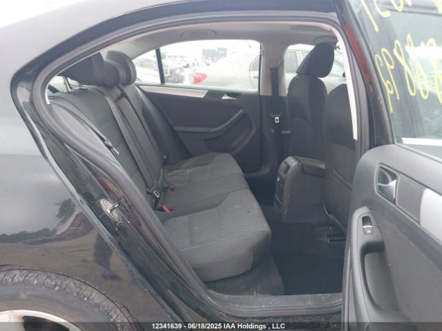 3VWD07AJ5EM288892 Volkswagen 2014