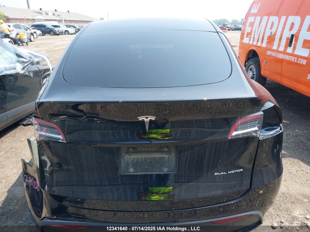 5YJYGDEE2MF116835 Tesla Model Y