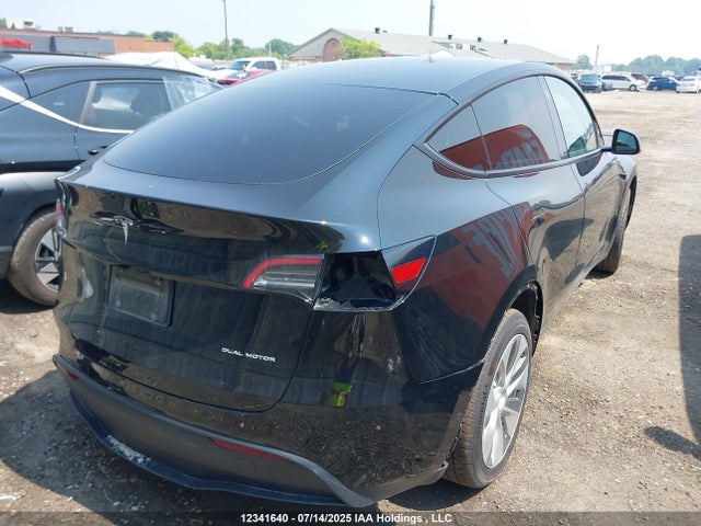 5YJYGDEE2MF116835 Tesla Model Y