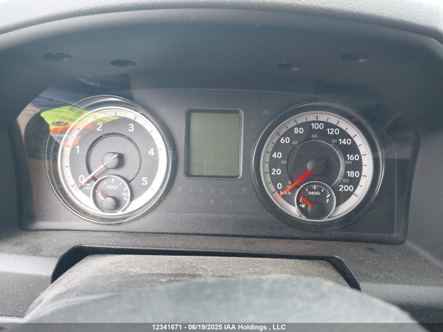 RAM 1500 2018 1C6RR7SM5JS226151 Image 14