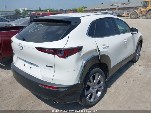 3MVDMBCL9MM255528 Mazda py