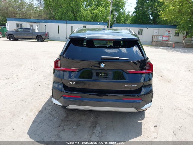 WBX73EF05R5Z21577 BMW X1