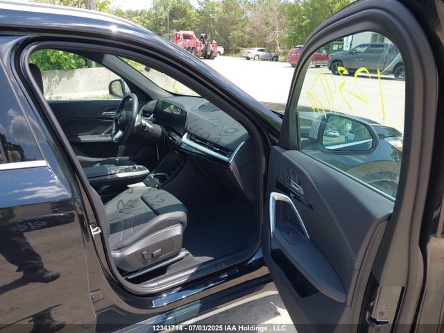 WBX73EF05R5Z21577 BMW X1