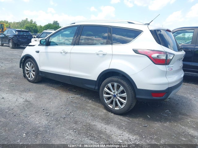 1FMCU0J91HUA72680 Ford 2017
