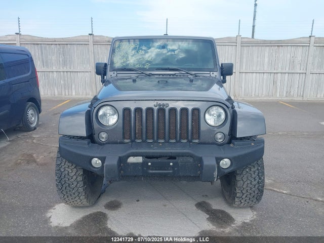 1C4BJWEG0GL175646 Jeep Wrangler