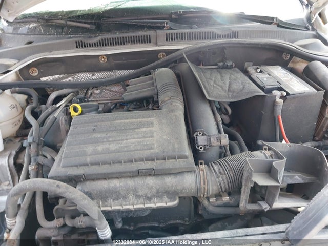 3VW267AJ6GM329264 Volkswagen Jetta 1.4 Tsi Trendline/1.4 Tsi Trendline+