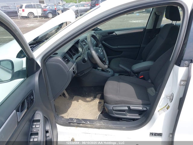 3VW267AJ6GM329264 Volkswagen Jetta 1.4 Tsi Trendline/1.4 Tsi Trendline+