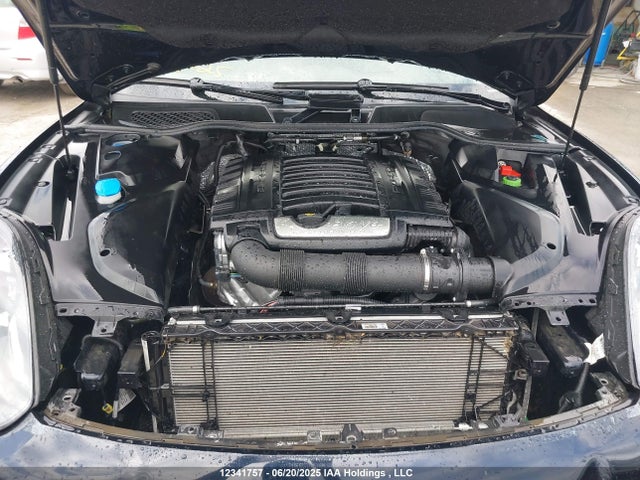 WP1AA2A29GKA13937 Porsche Cayenne